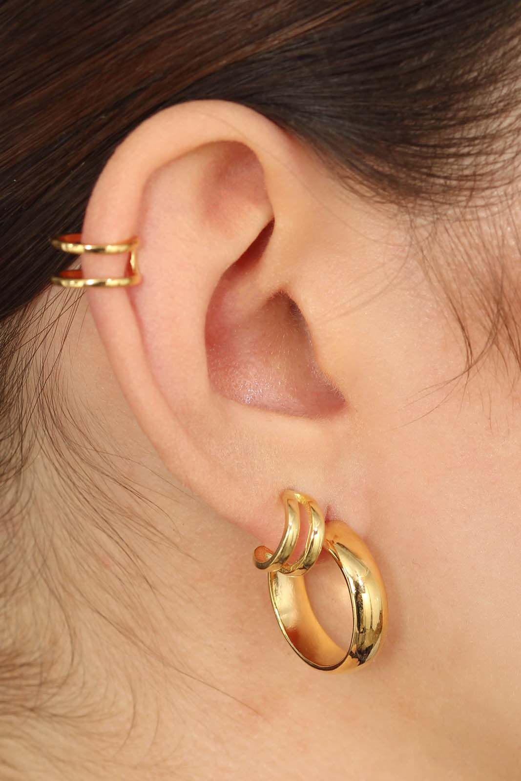 Gold thick hoop glossy earrings - 19mm