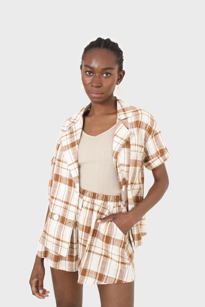 Beige and brown checked linen jacket_8