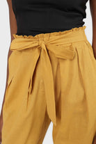 Yellow belted loose fit midi trousers_4