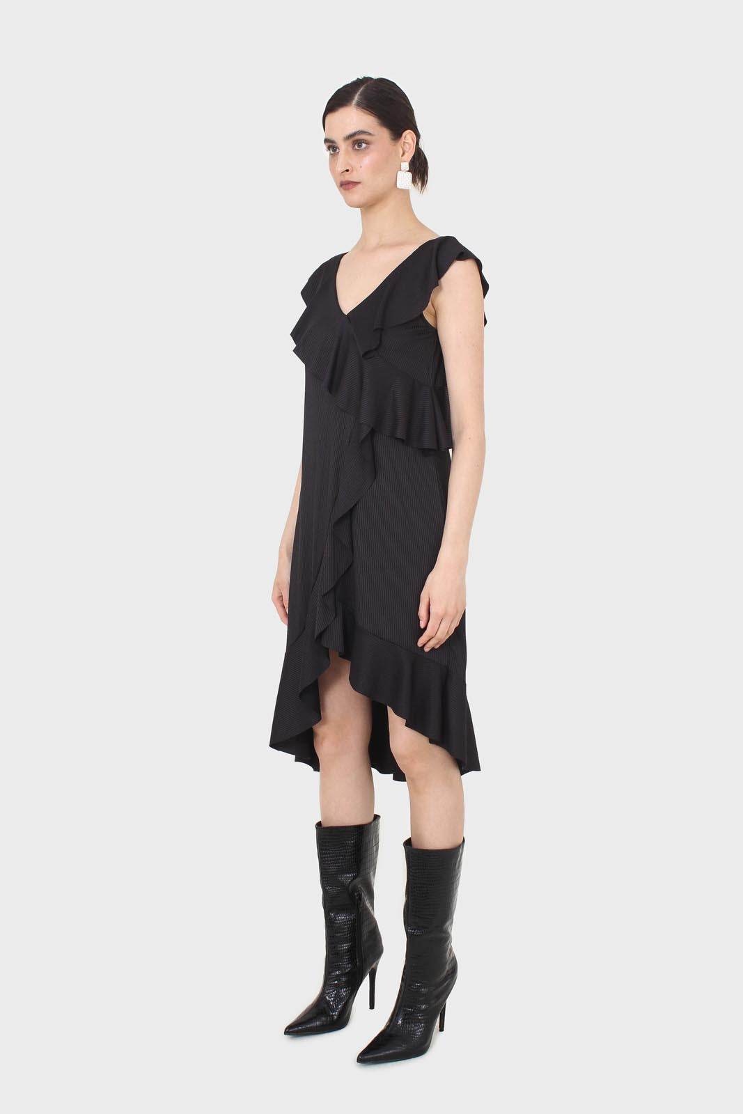 Black ruffle cross asymmetric hem maxi dress_4