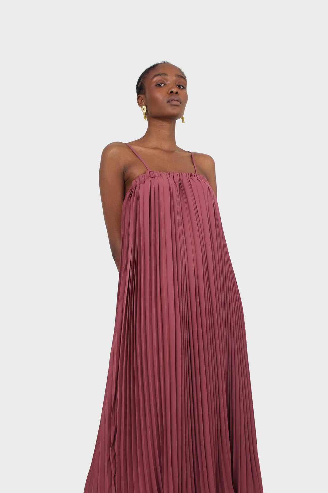 Dusty pink pleated thin strap dress_9