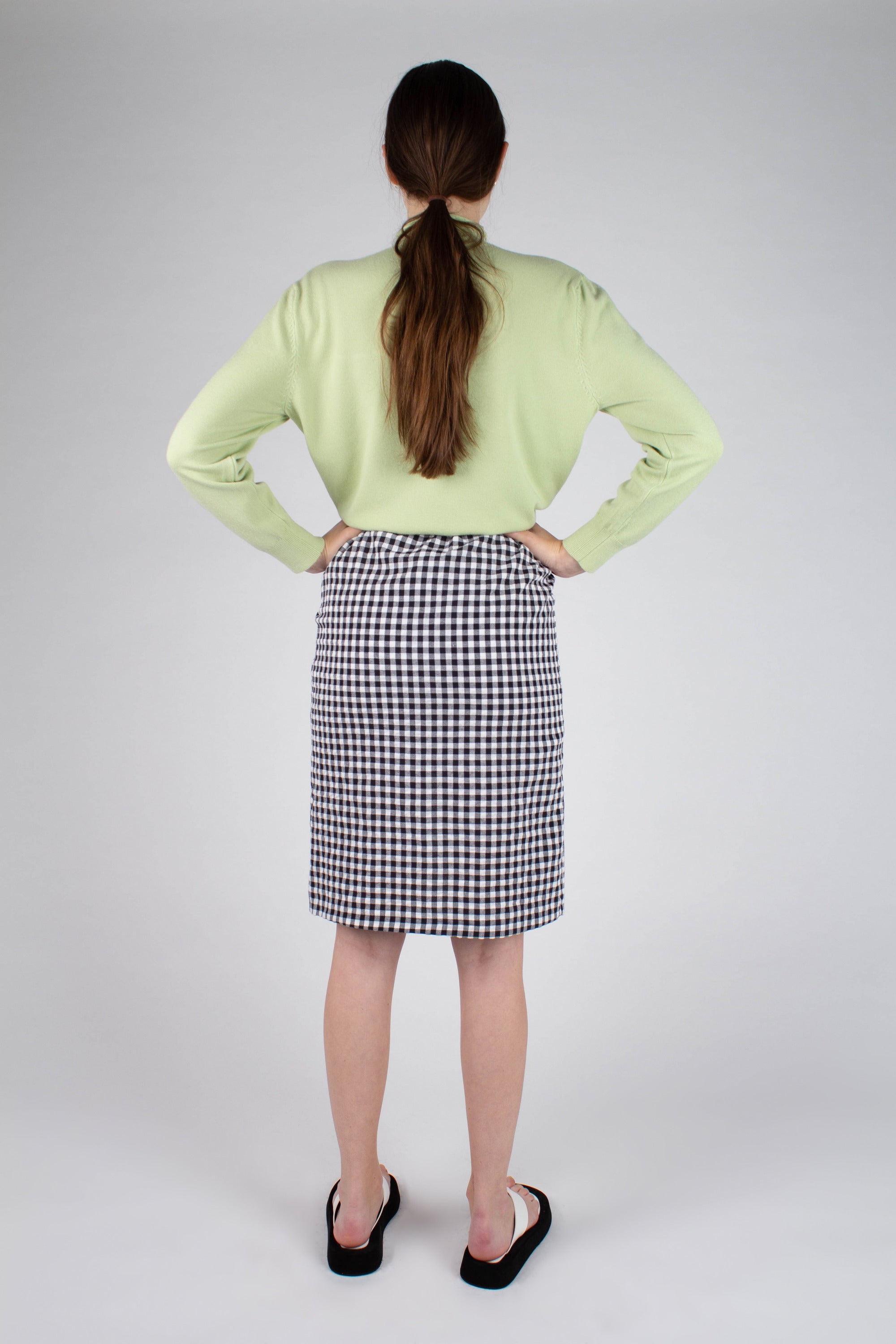 Green chest pocket mock neck knit top_3