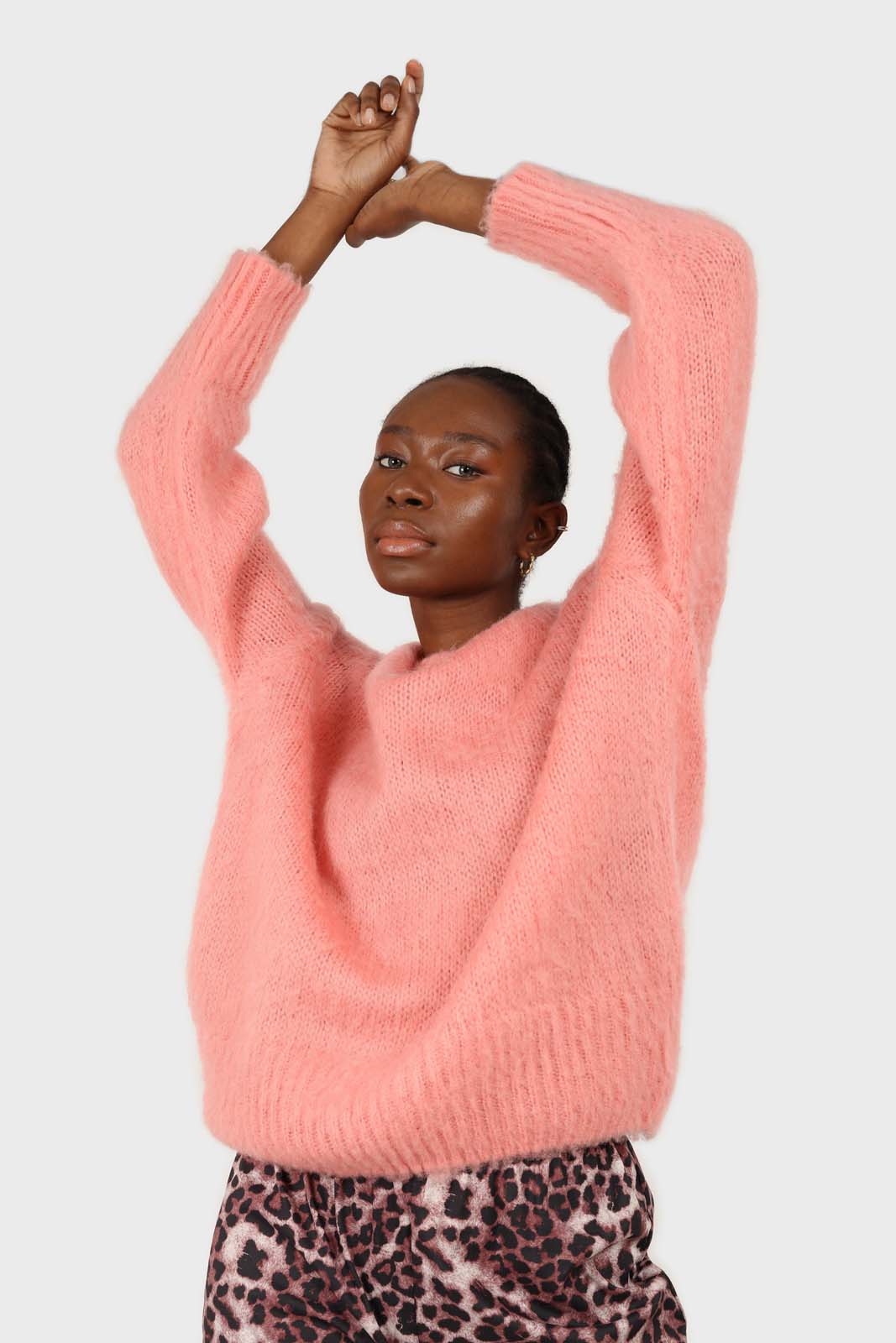 Dusty pink brushed oversized crew neck jumper_1