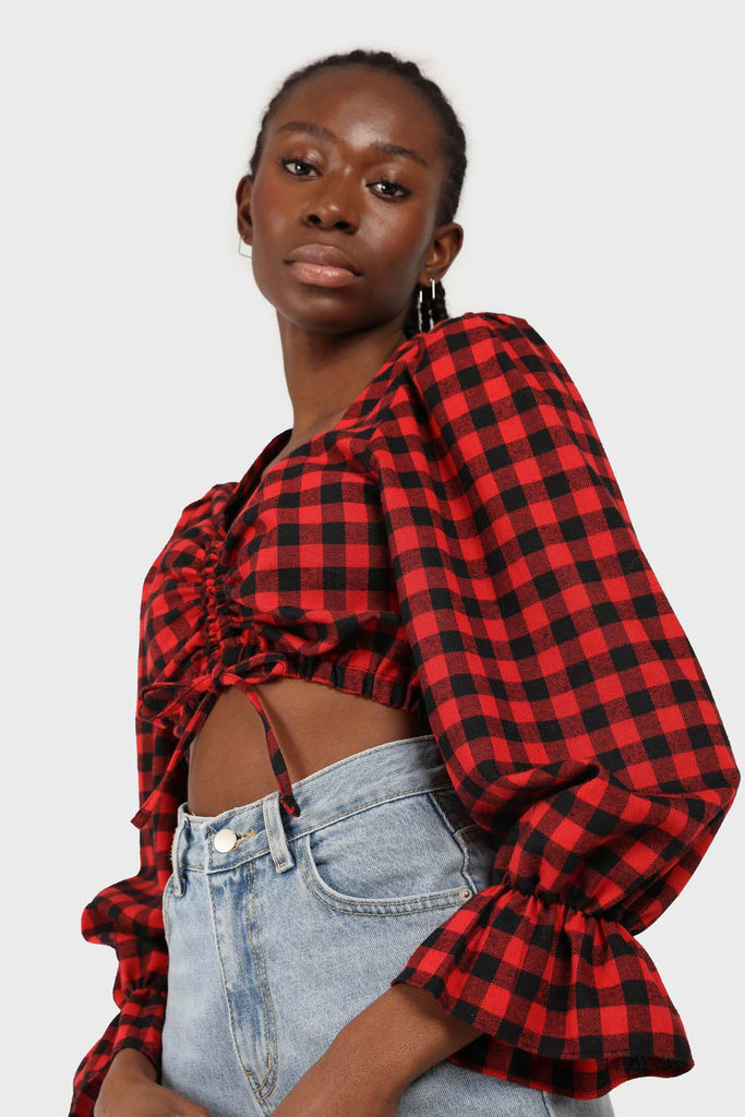 Red and black checked pull string long sleeved top_6
