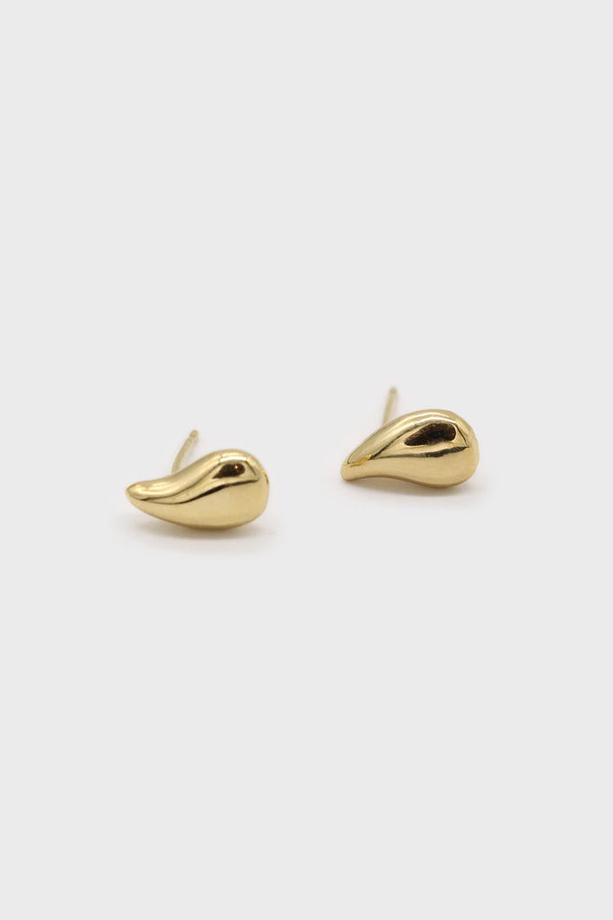 Gold water drop earrings_1