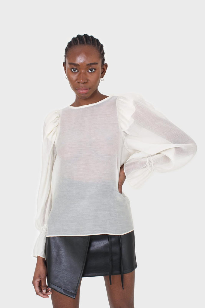 Ivory sheer organza puff sleeved blouse_10
