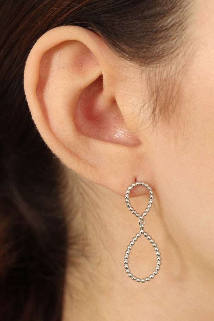 Silver pinched oval bead drop earrings_2