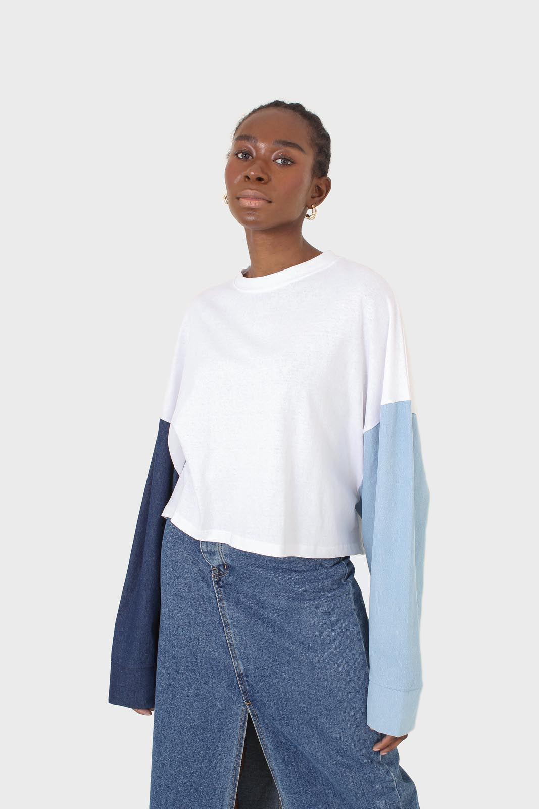 White denim colour block sleeve cropped top_7