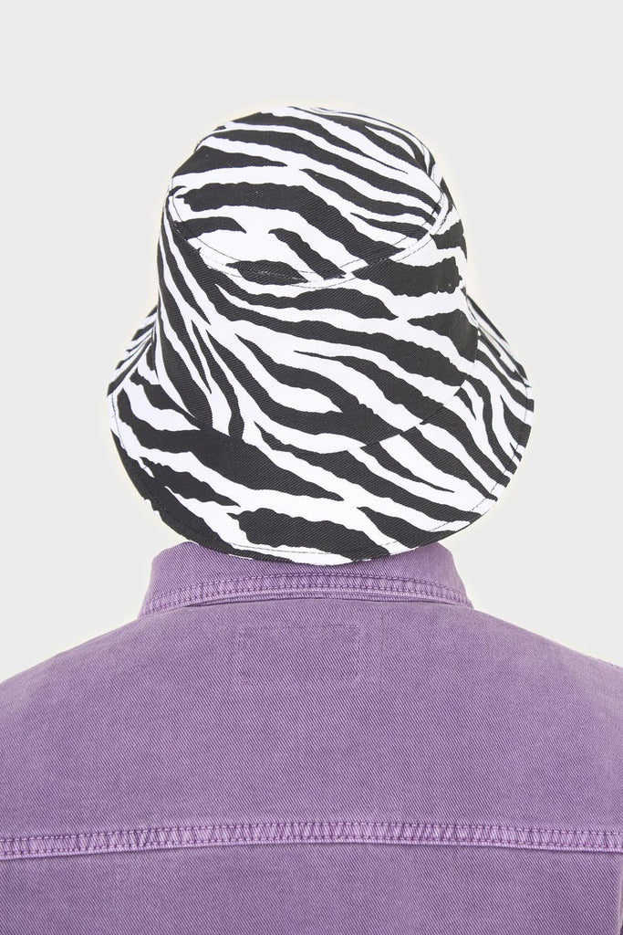 Ivory and black zebra print bucket hat_2