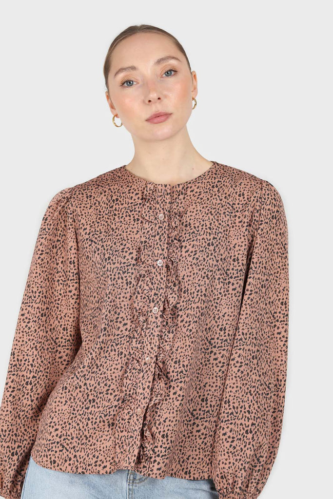 Dusty pink leopard print ruffle long sleeved shirt_2