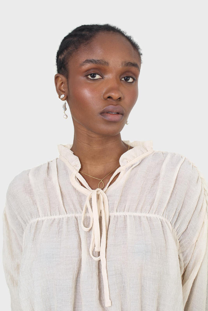 Beige sheer frill cuff tiered blouse_7