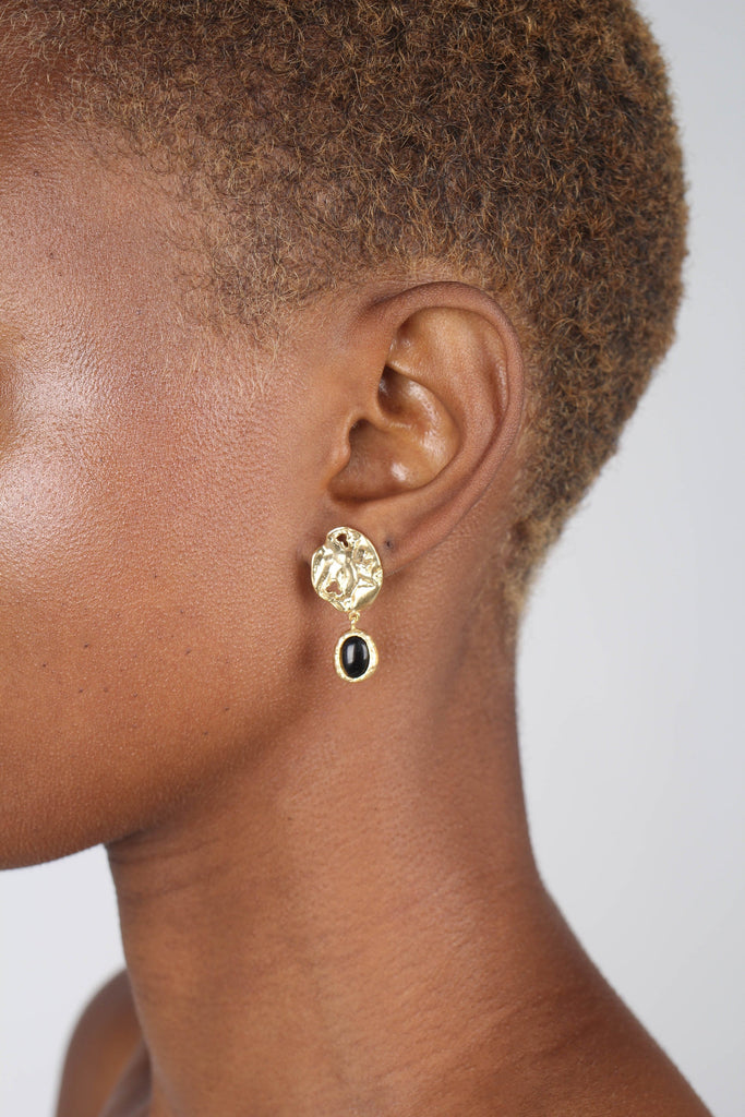 Gold and black hammered circle drop earrings_1