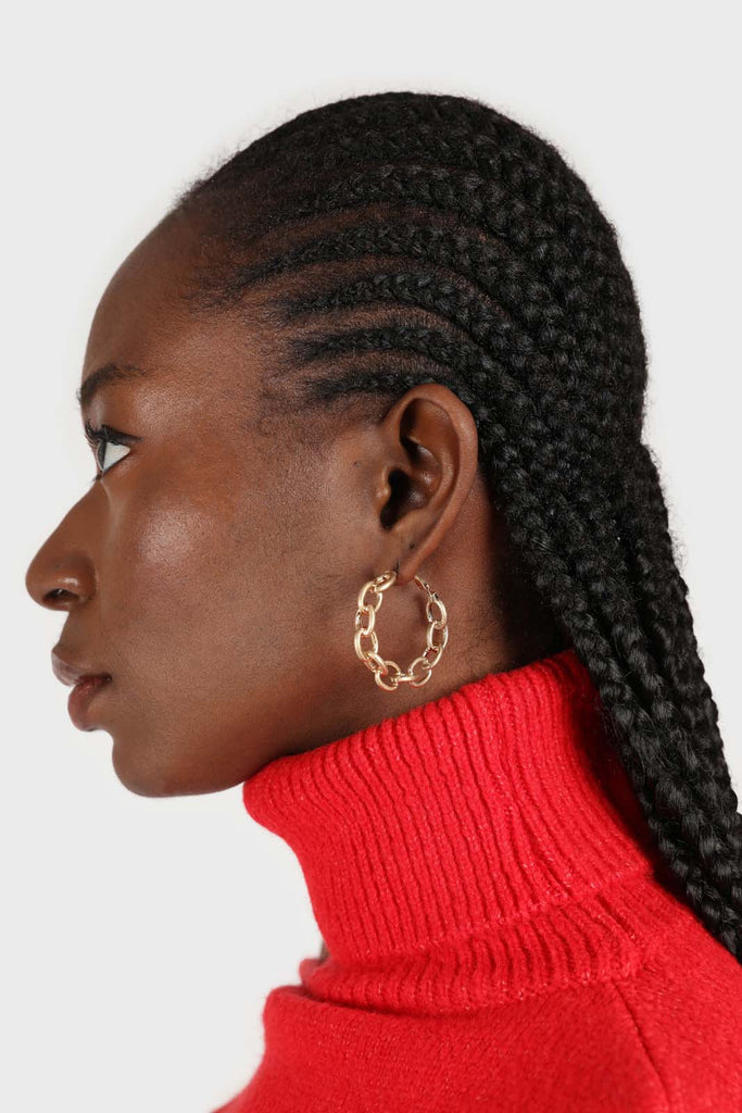 Gold chain link hoop earrings_4