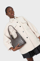 Brown croc skin triangle shoulder bag with chain handle_3