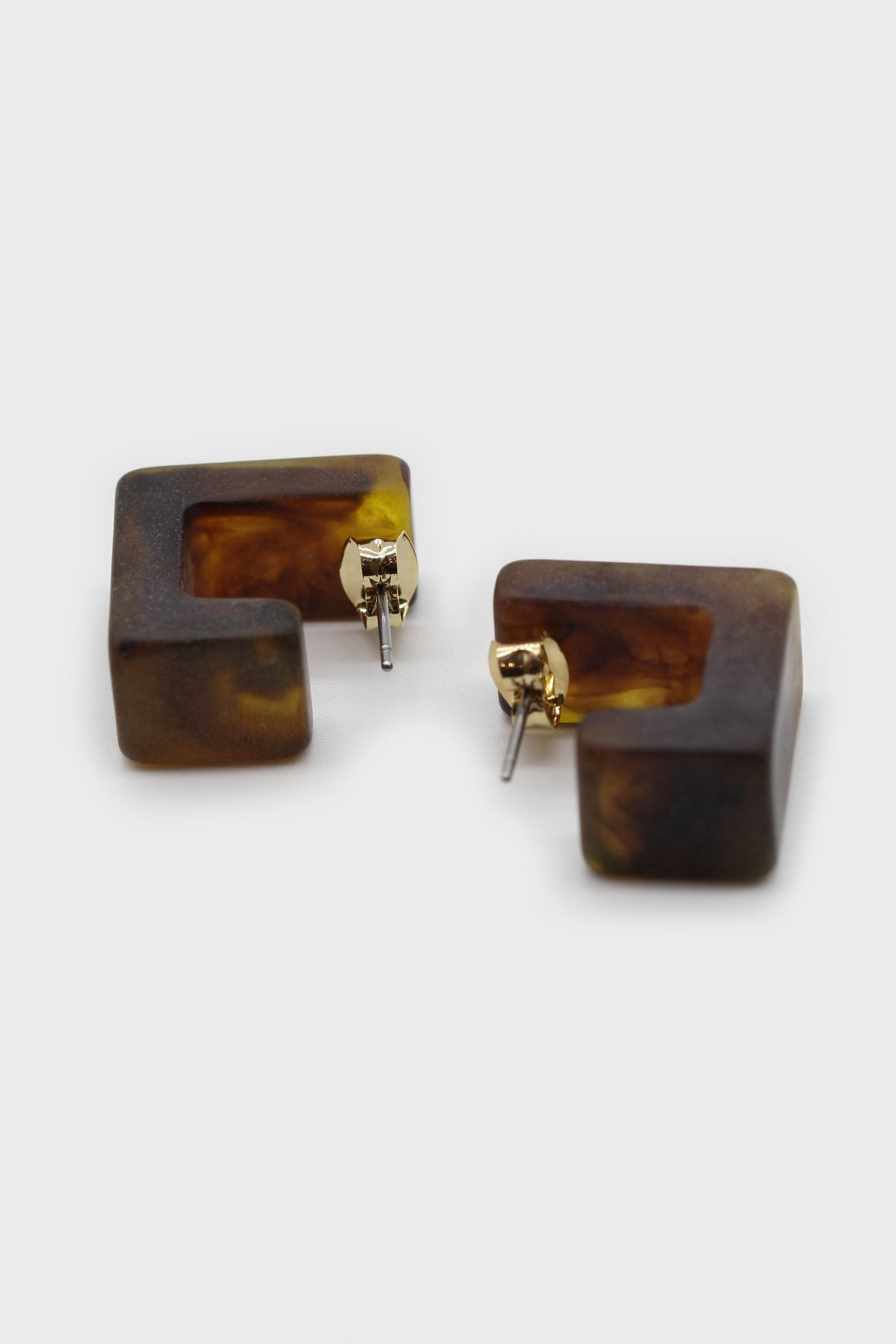 Tortoise shell thick square hoop earrings