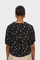 Black daisy print short sleeved blouse_3