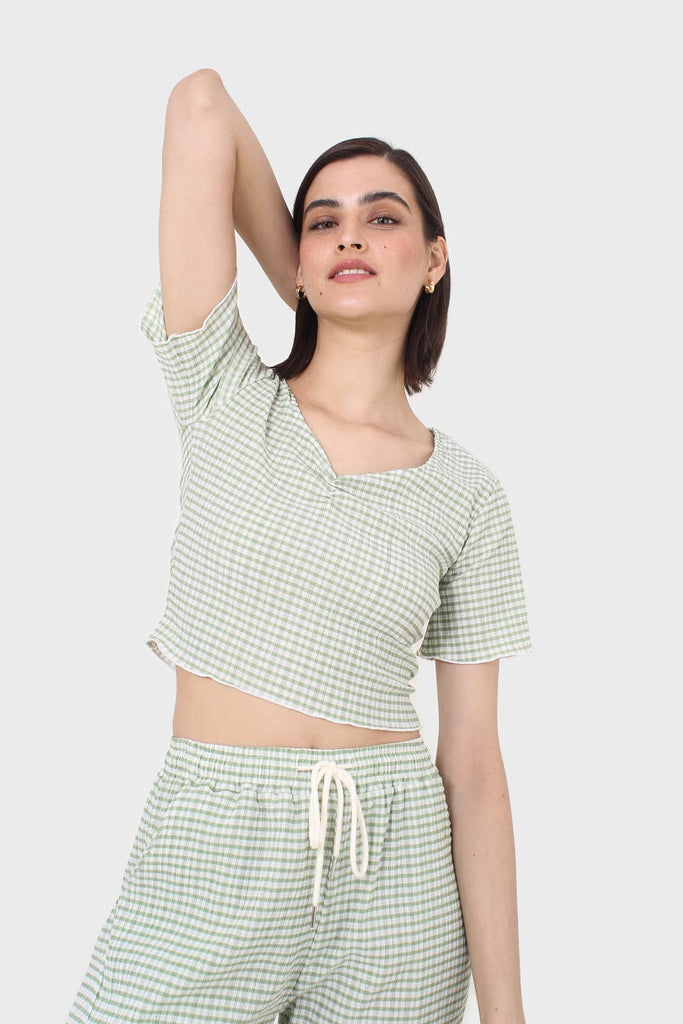 Green gingham ruched neck tee_9