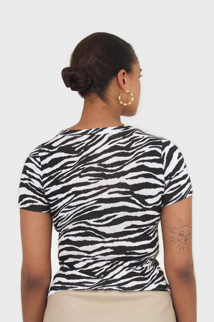 White and black zebra print tee_2