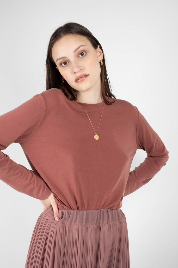 Rust high neck perfect long sleeved tee_6