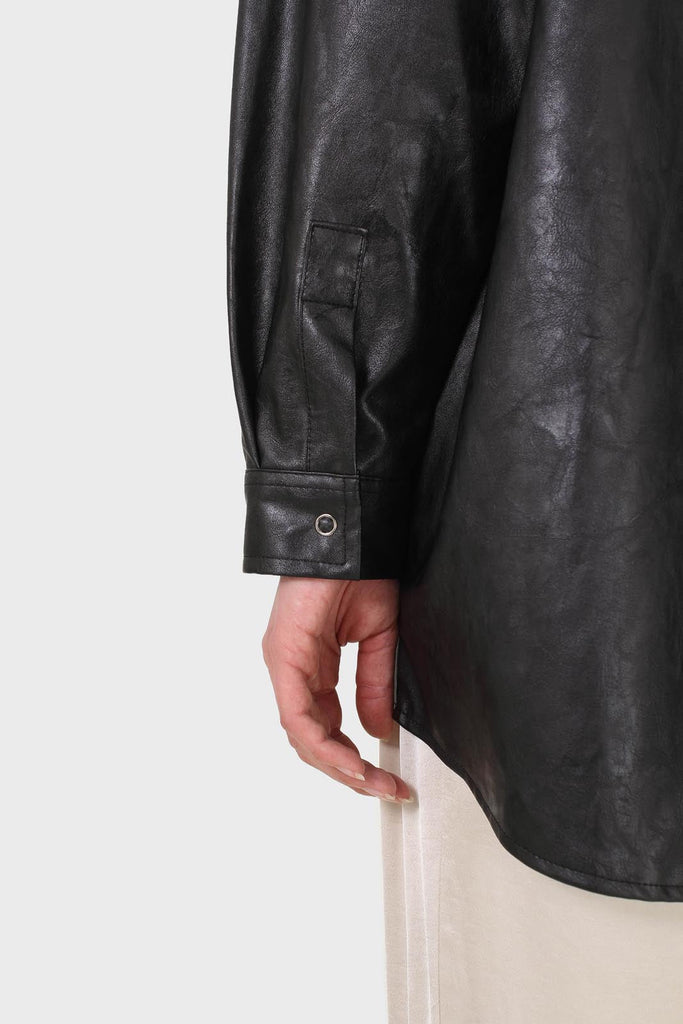 Black vegan leather belted shirt jacket_13