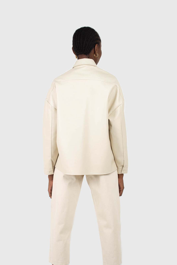 Cream vegan leather oversized shirt jacket_4