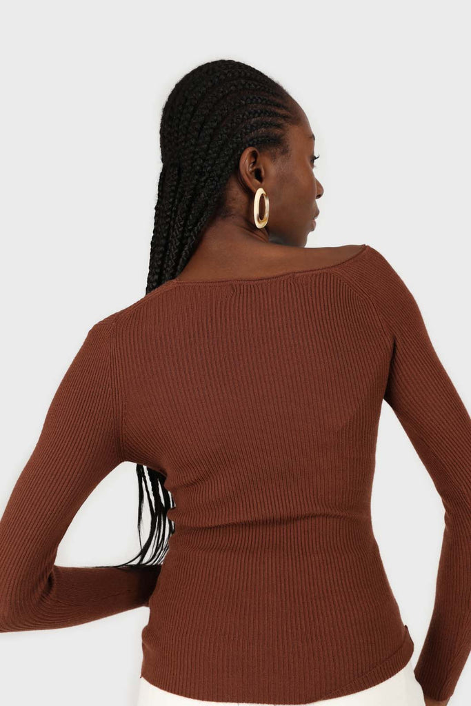 Brown cross shoulder knit top_3
