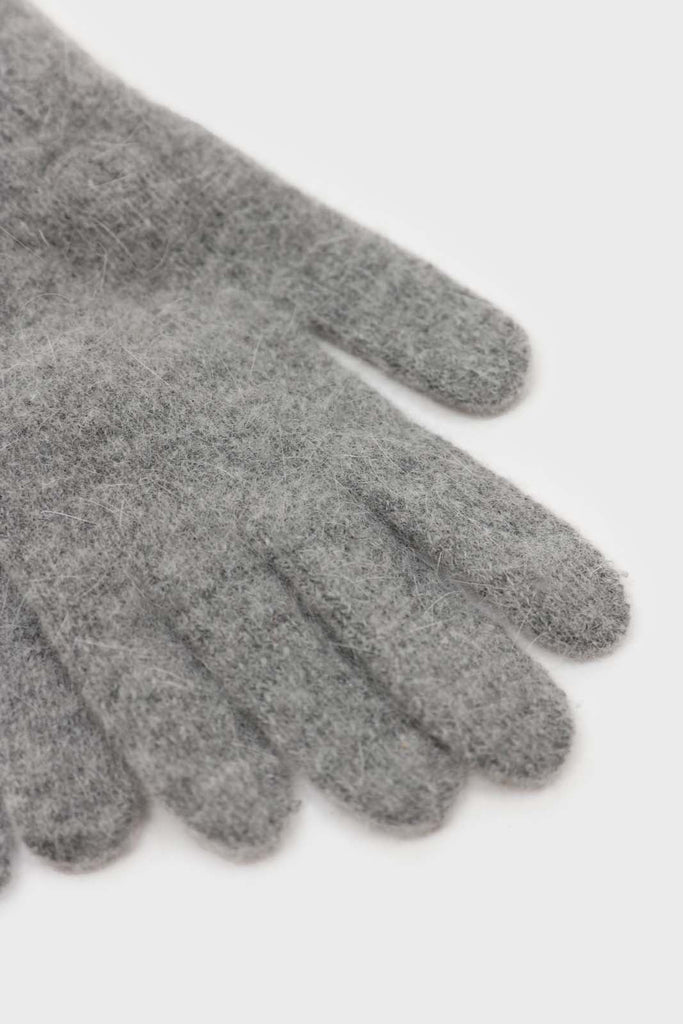 Grey mohair gloves_4