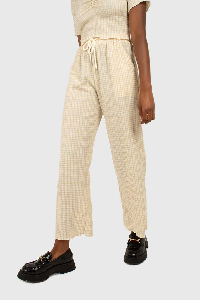 Beige gingham loose fit drawstring trousers_3