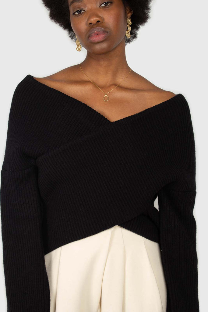 Black cross front panel knit top_2