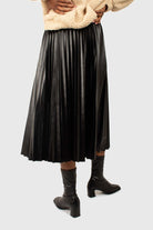 Black vegan leather pleated midi skirt_8