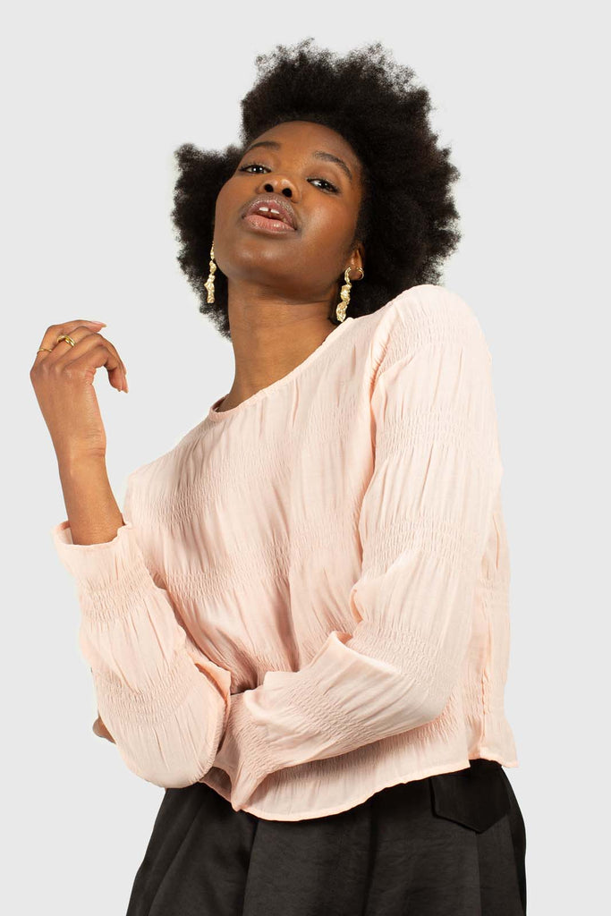 Pink tiered wrinkle long sleeved blouse_4