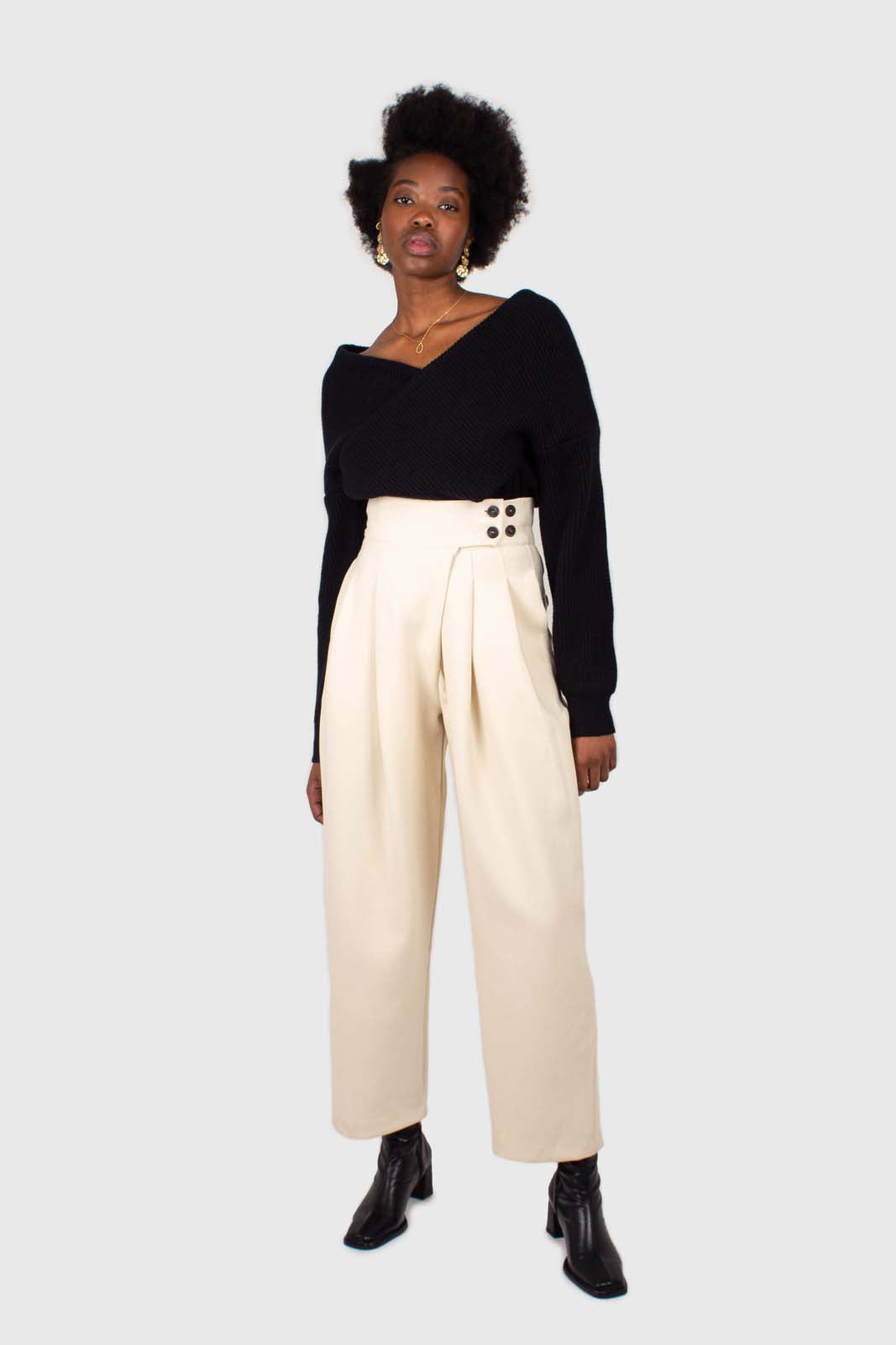 Cream double side button loose fit trousers_2