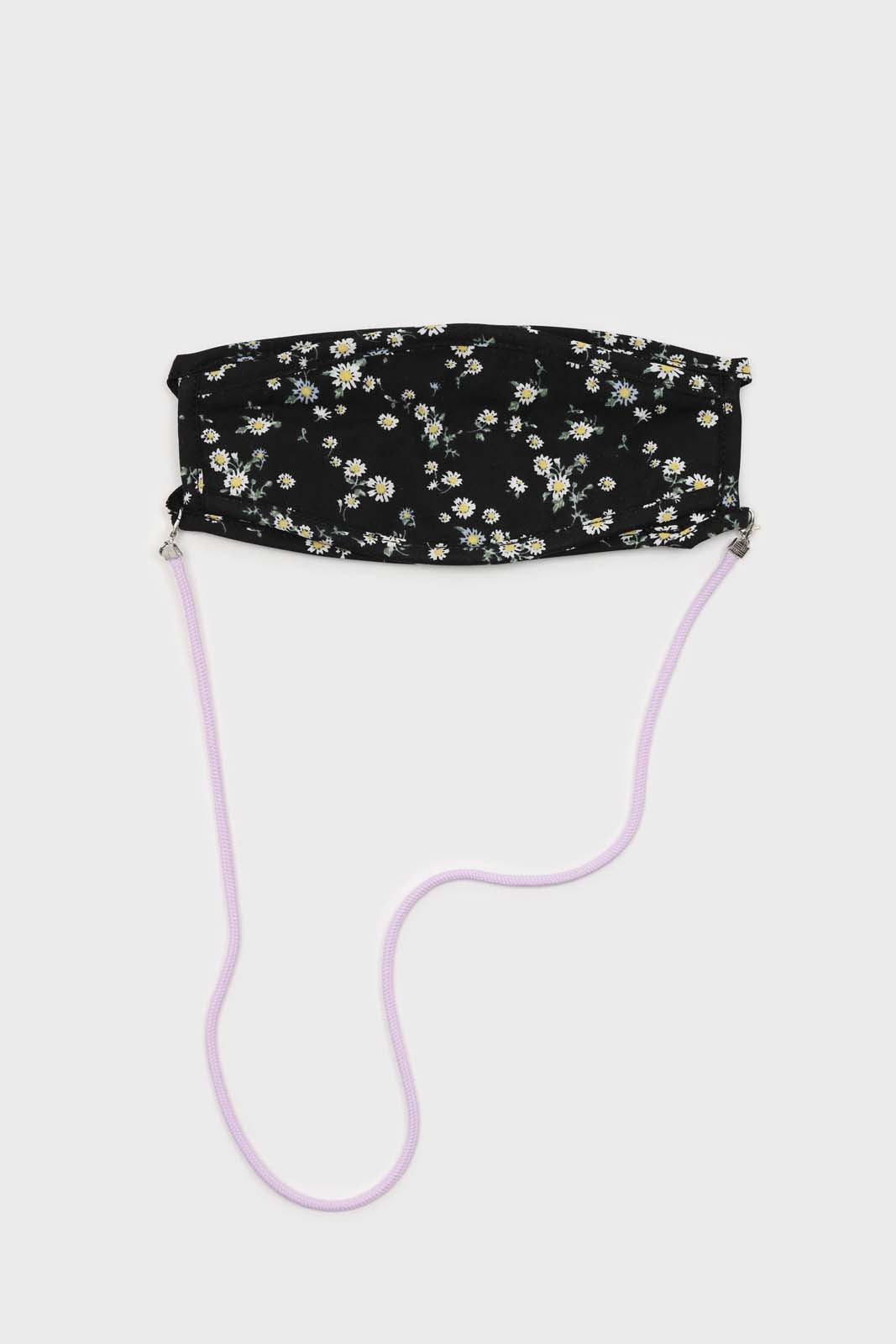 Black and white wild daisy print face mask_3