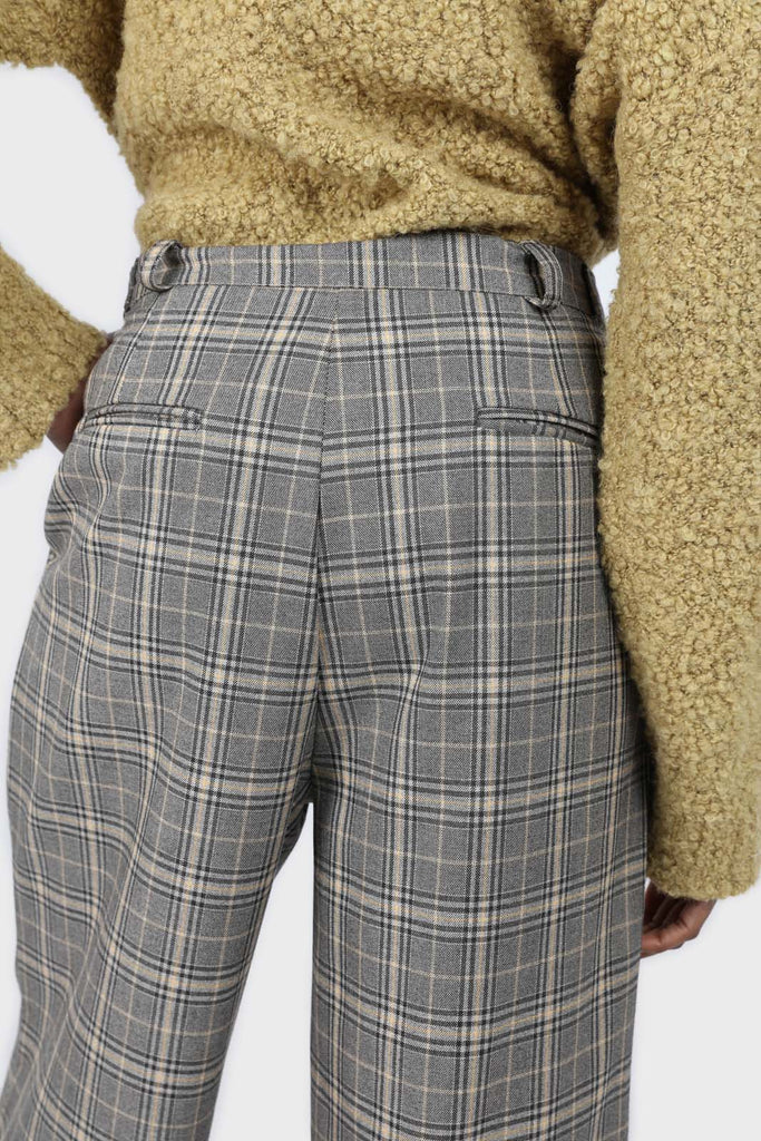 Beige checked side button tailored trousers_4