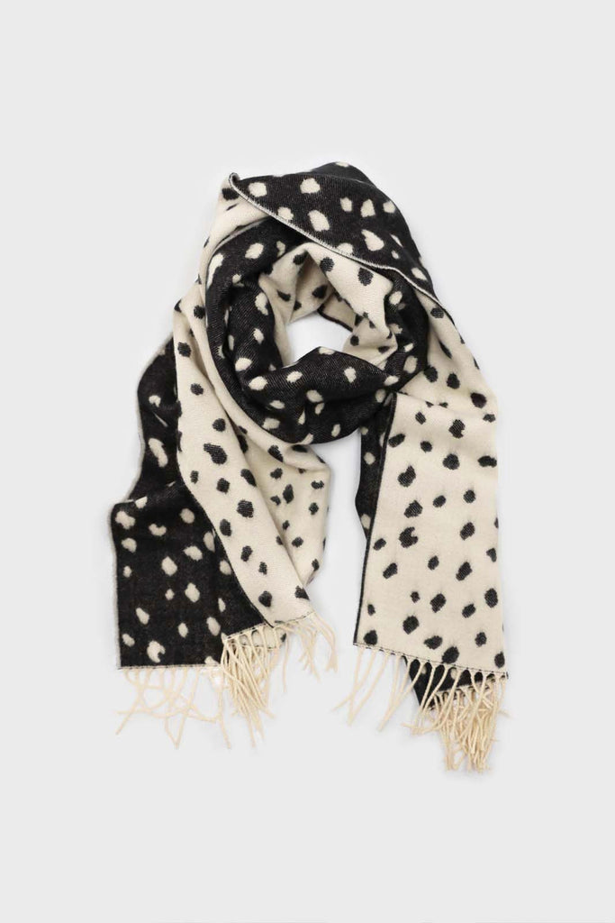 Ivory and black leopard intarsia scarf_1