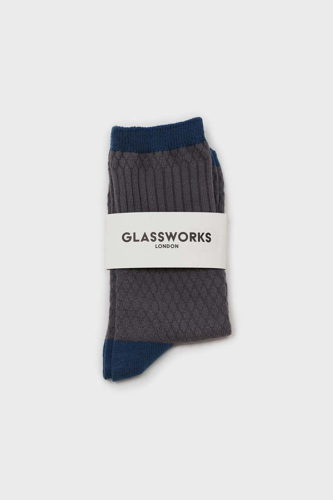 Grey textured diamond blue trim socks_3