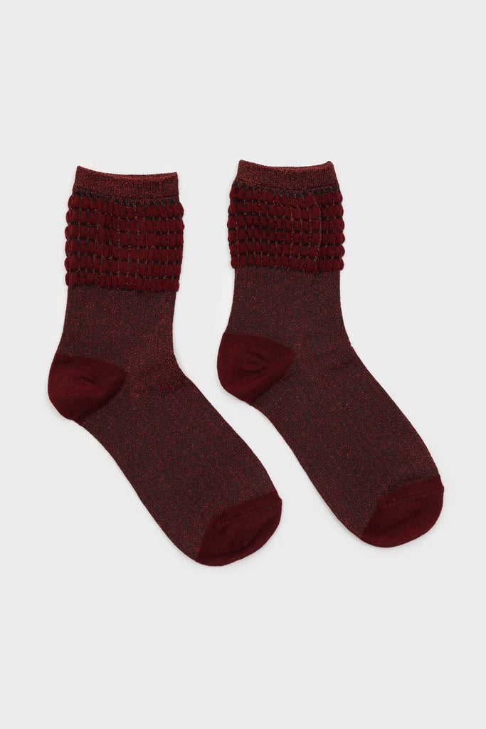 Red ribbed glitter puffed ankle socks_4