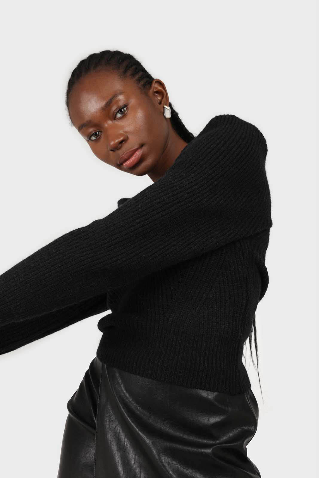 Black puff sleeved square neck knit top_5