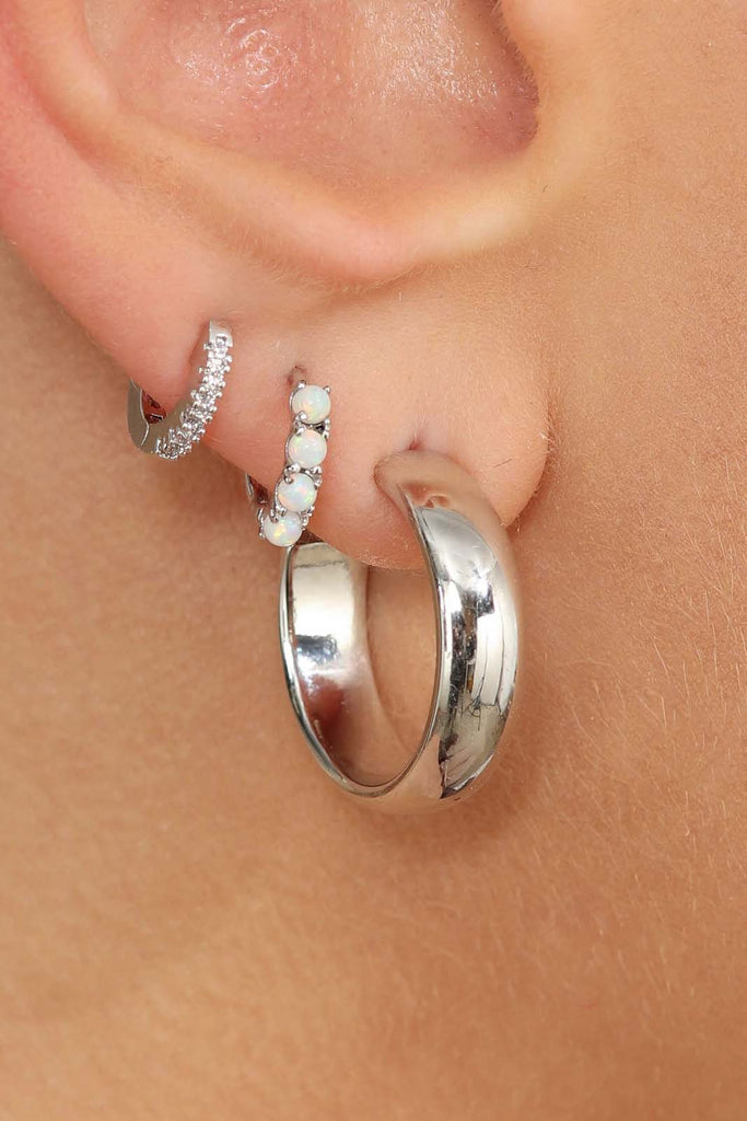 Silver simple pave huggie earrings - 5.5mm_3