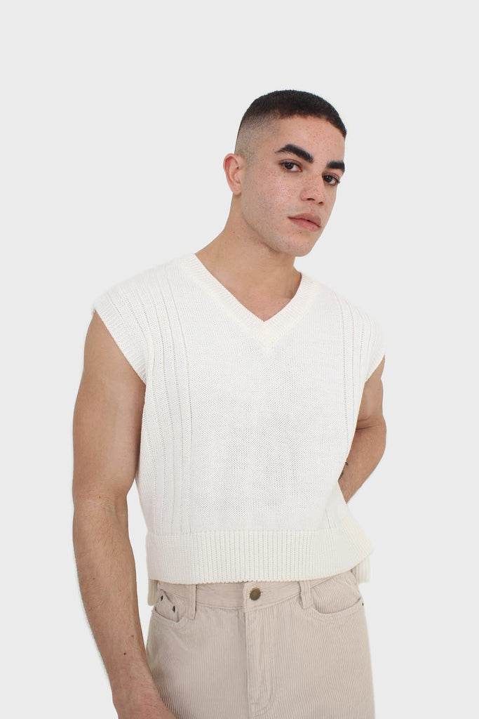 Ivory hi-low hem knit vest_1