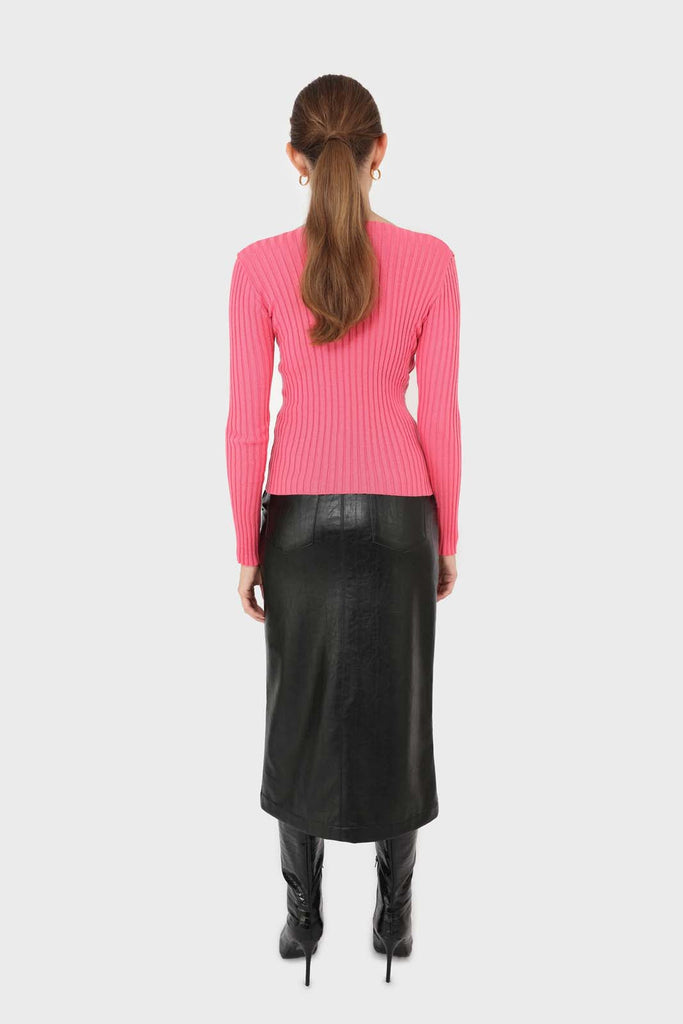 Hot pink ribbed V-neck fitted knit top_8