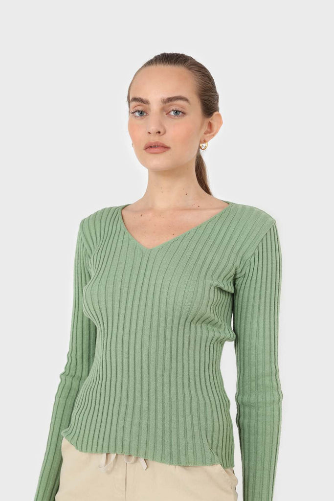 Mint green ribbed V-neck fitted knit top_7