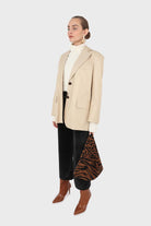 Black velvet loose fit trousers_4