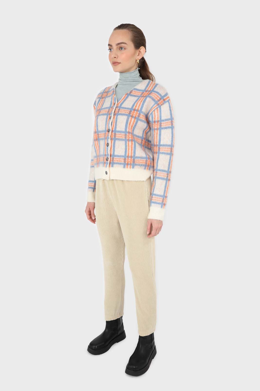 Beige ribbed velvet loose fit trousers_1