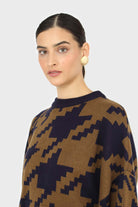 Navy and khaki houndstooth oversized jumper_8