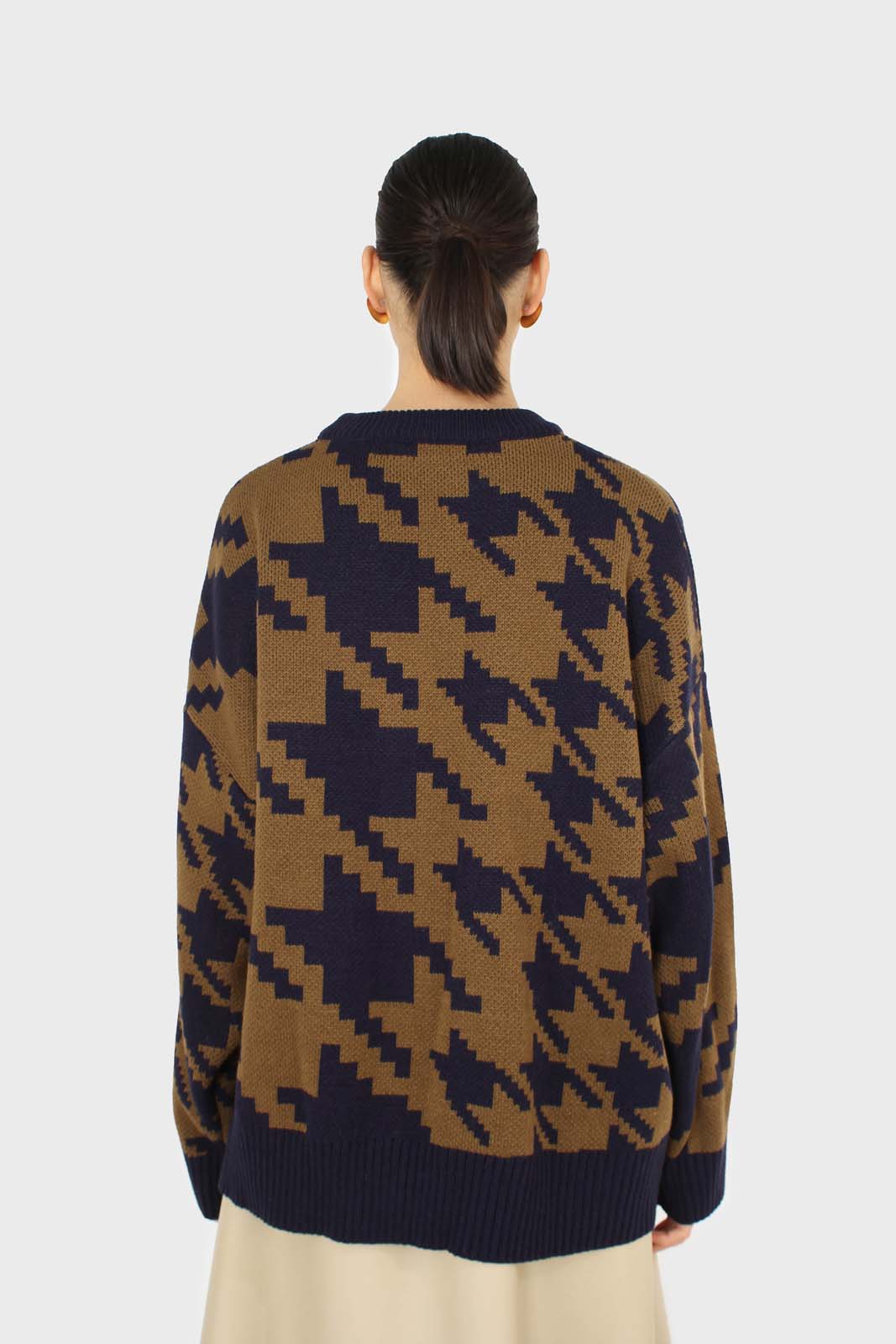 Navy and khaki houndstooth oversized jumper_3