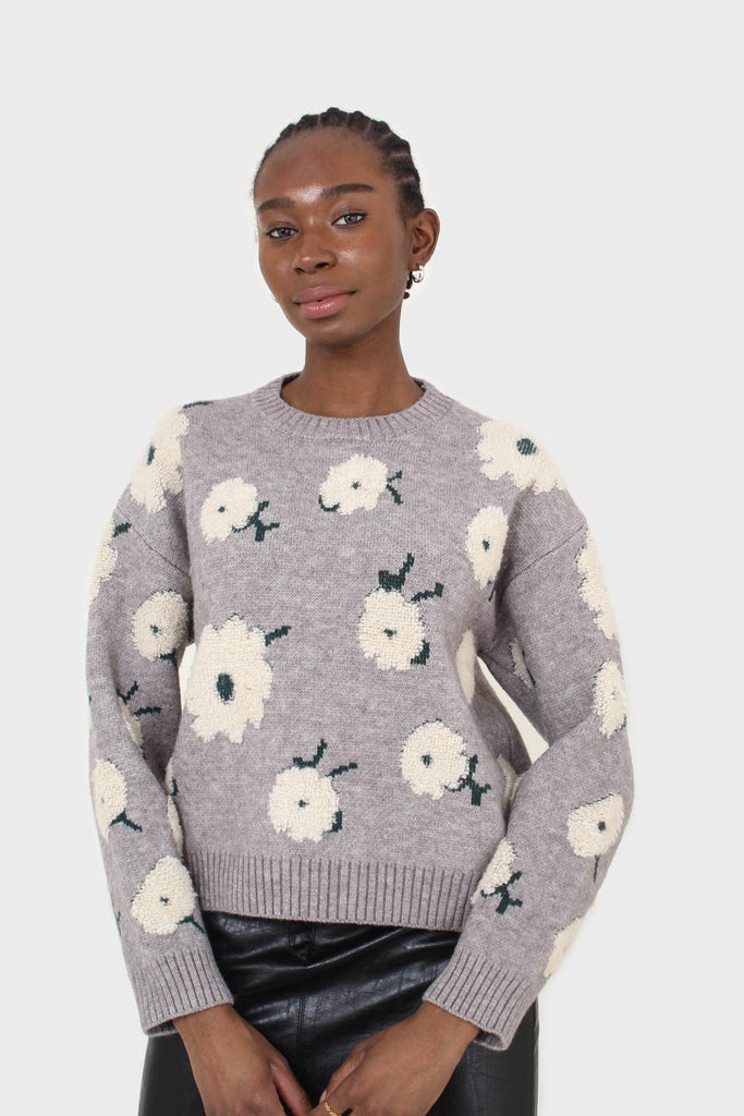 Grey and white floral crew neck jumper_8
