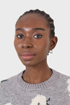 Grey and white floral crew neck jumper_9