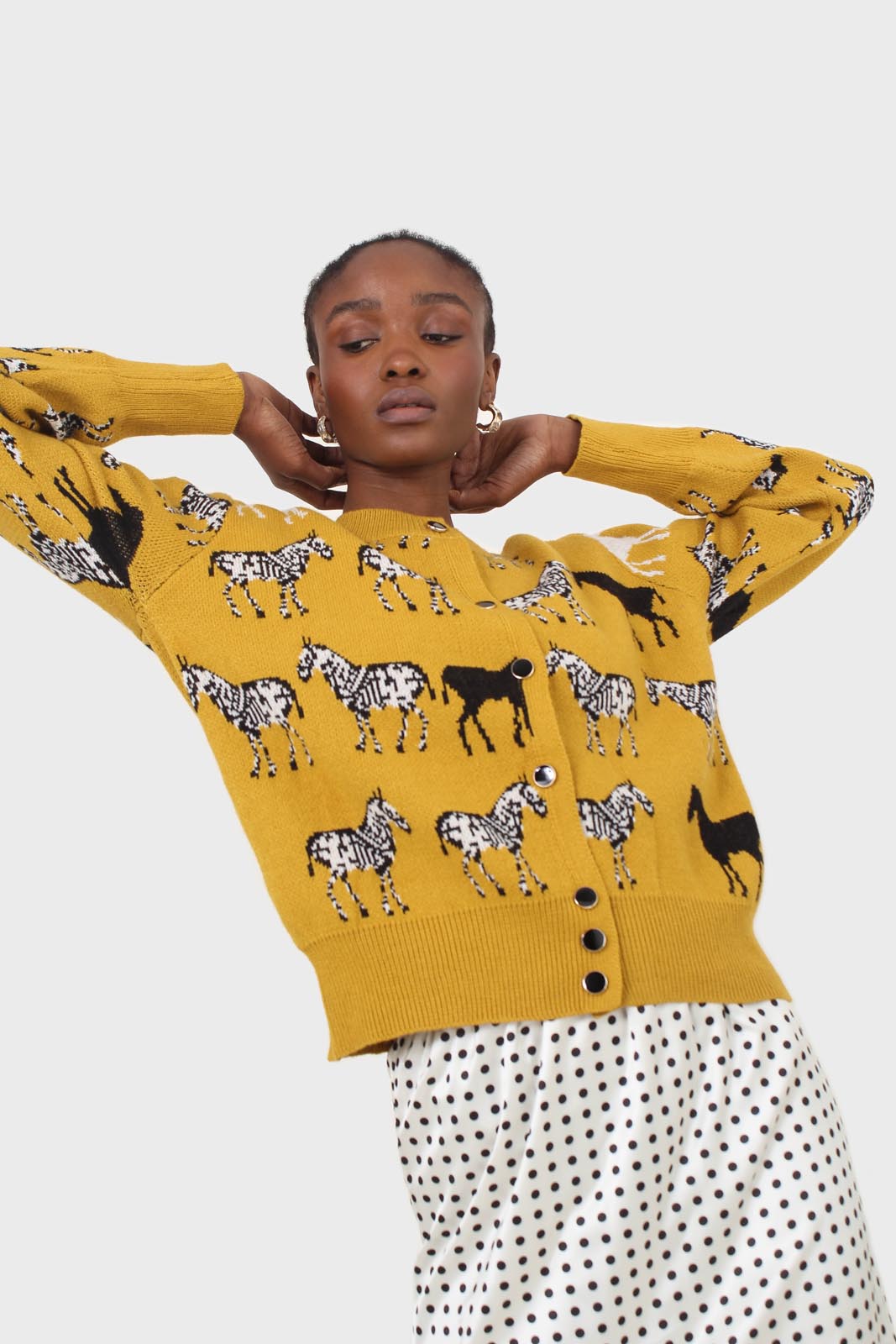 Mustard zebra metal button puff sleeved cardigan_9