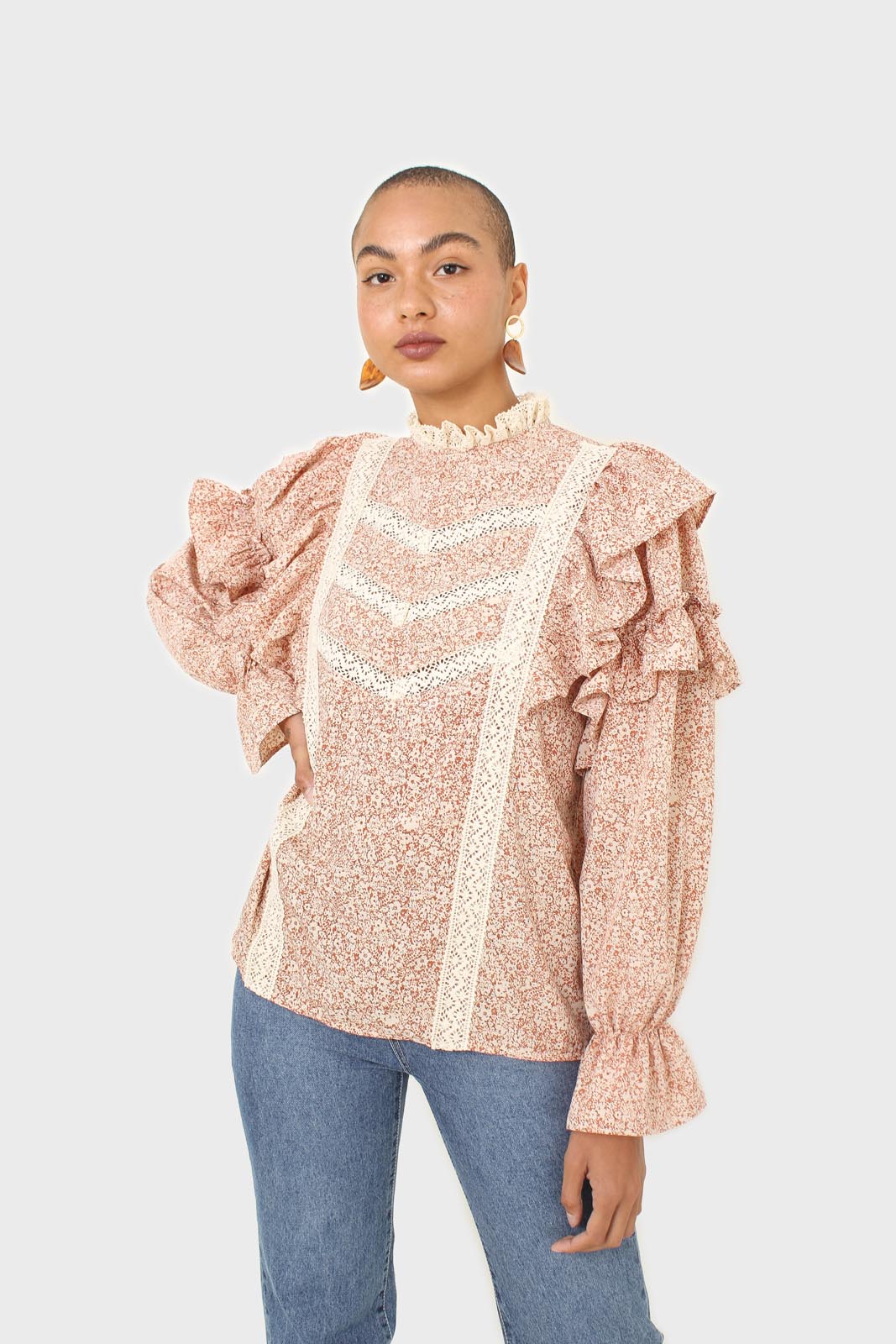 Orange and white floral print lace trim top_4